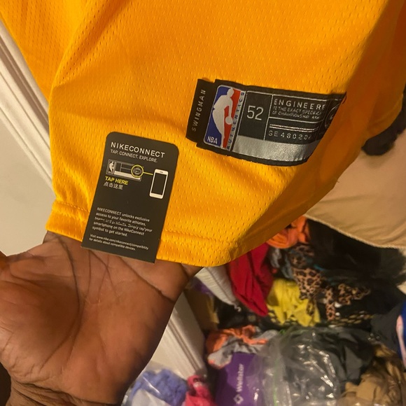 Kobe 2xl never worn new with tag wish foundation - Picture 3 of 4